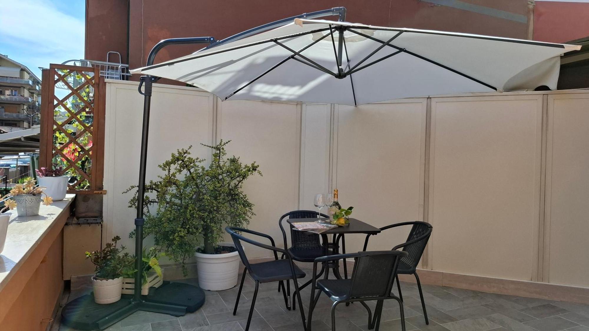 Famacri Home Roma Esterno foto